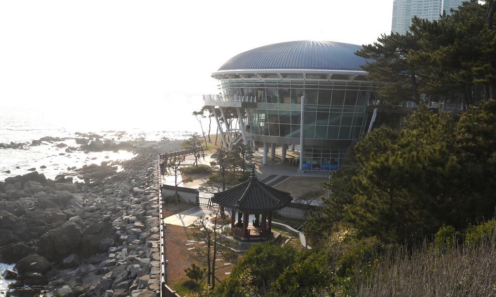 Moondong'S Hostel Busan Exterior photo